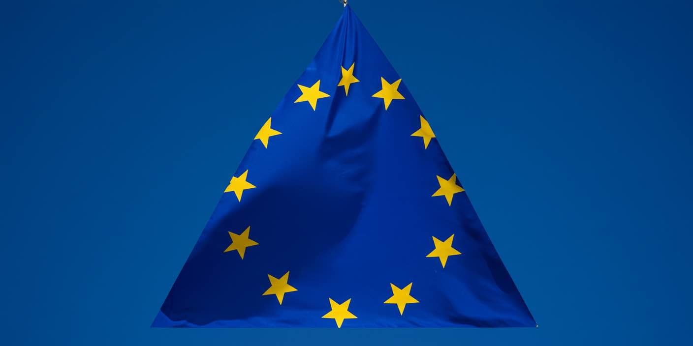 EUR/USD Coils in Wave iv Triangle, Eyes Breakout in Wave v