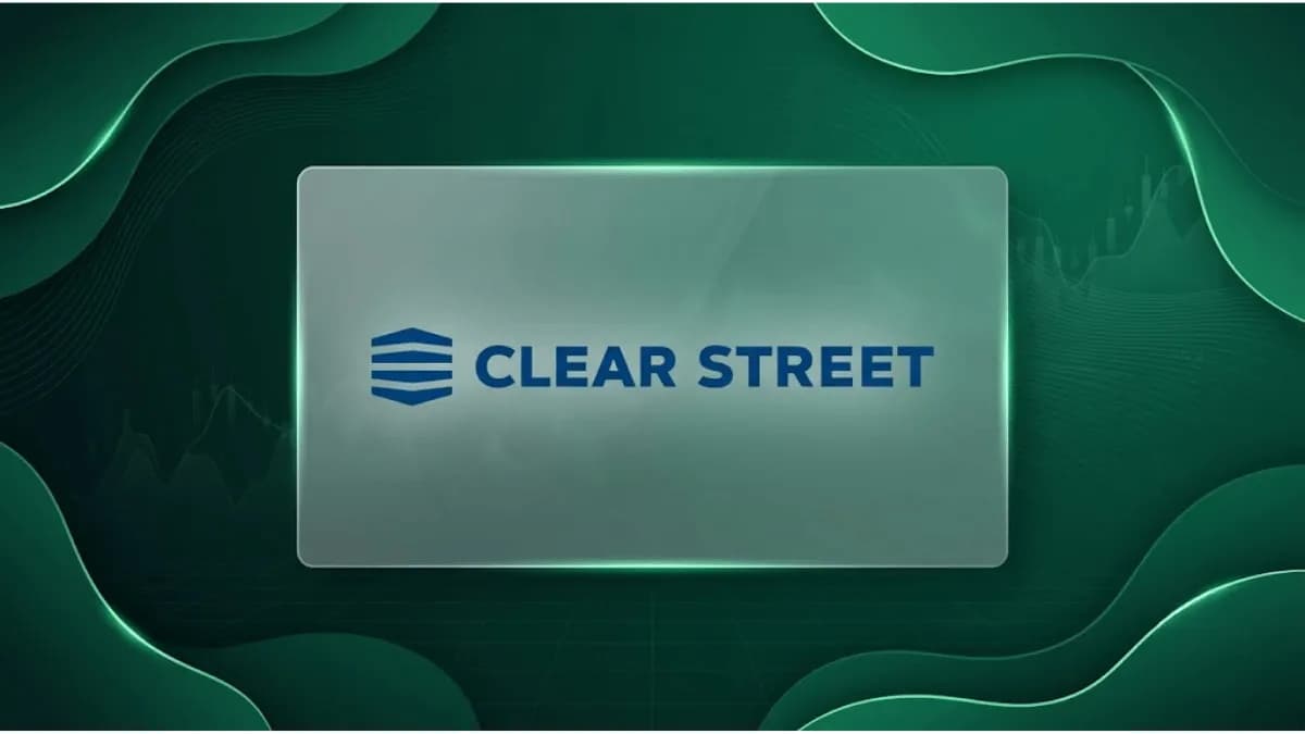 clear street logo on tile on green background