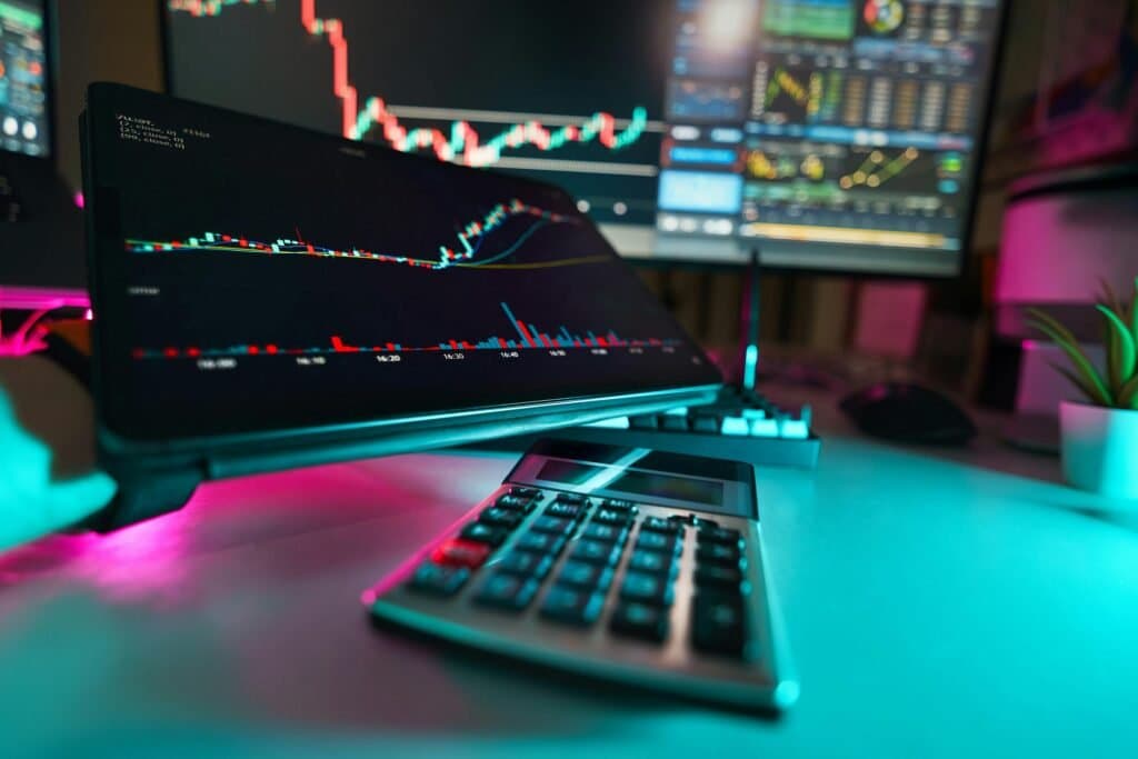 Image for A-Book vs B-Book: What Every Forex Broker Needs to Know | Broktinger