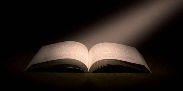 Image for article: The Top 10 Best Trading Books That Changed My Mindset, Strategy & Performance