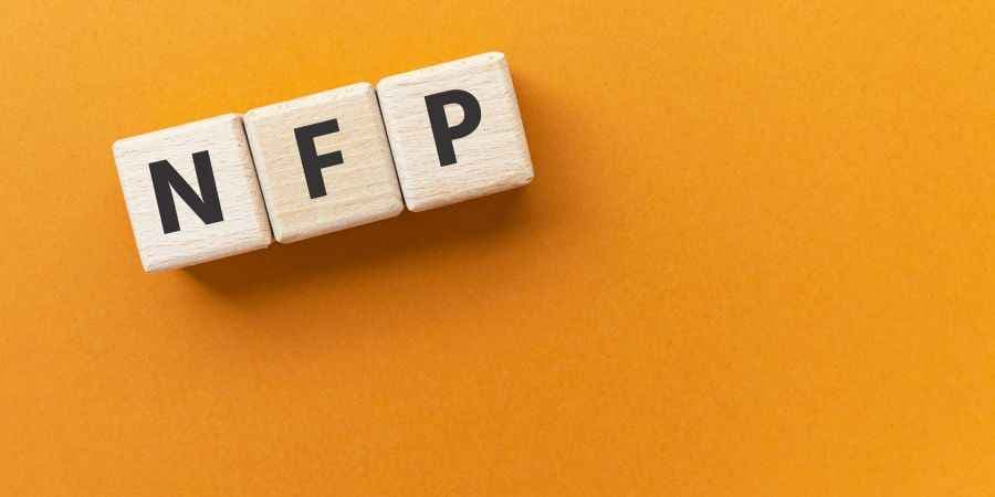 A Pre-NFP Crossroad Dollar Strength, Rate Cut Jitters, and the Return of Policy Uncertainty