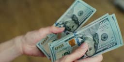 Thumbnail for USD Under Pressure Amid Trade Threats and Softer Fed Expectations