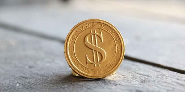 Image for article: Gold Retreats from $3500 Peak as Dollar Rebounds on Strong US Data, fears dissipates, and Market Relief