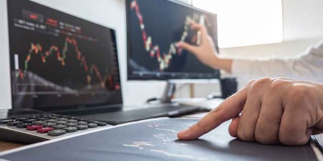 Image for article: How to Trade Risk-On and Risk-Off Sentiment — With Technical Confirmation