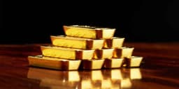 Thumbnail for Gold Slips Despite Market Turmoil and a Weaker U.S. Dollar
