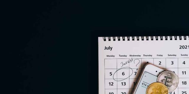 Image for article: How to Use an Economic Calendar for Trading: A Beginner’s Guide to Timing the Market