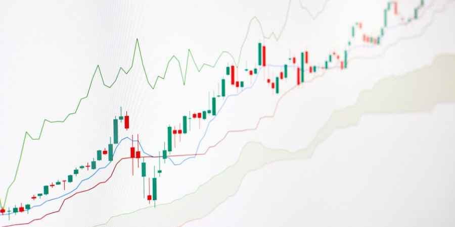 Market Insights: USD Weakness, Political Uncertainty, and Global Yield Shifts