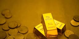 Thumbnail for Commodity Markets: Gold Continues its Surge, GAS on Pullback, Oil at Support Level