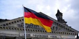 Thumbnail for EUR Strengthens Amid German Political Stability, USD Faces Uncertainty