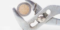 Thumbnail for Euro Under Pressure Amid US Tariffs and German Political Shifts