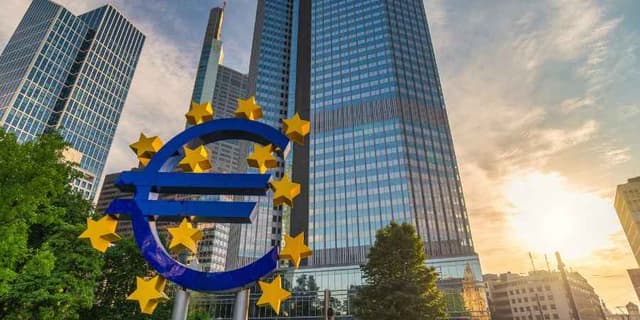Image for article: ECB Trims Rates, Euro Climbs on Short-Covering; US Payrolls Next