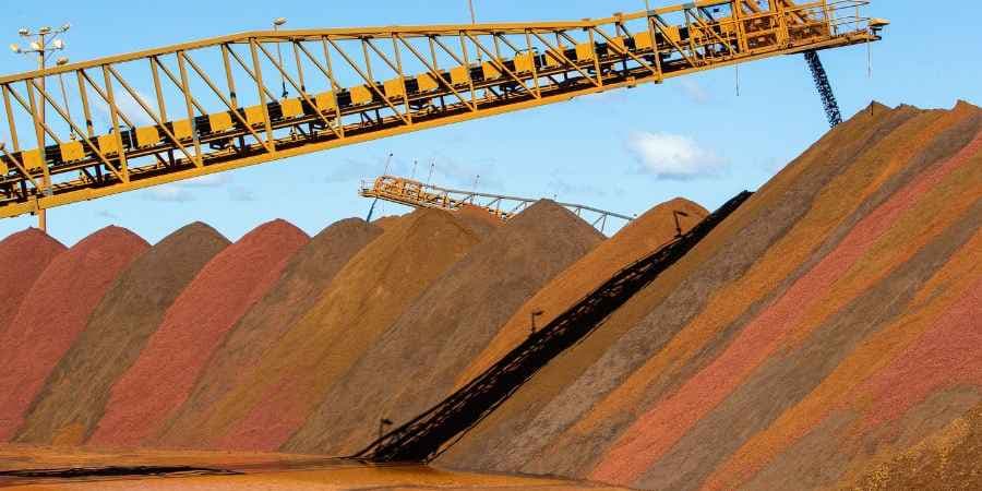 Aussie Soars, Outperforms as Iron Ore, Commodities Rise