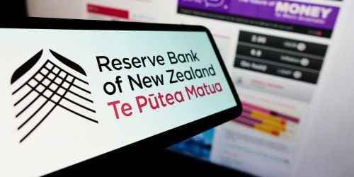kiwi-up-ahead-of-rbnz
