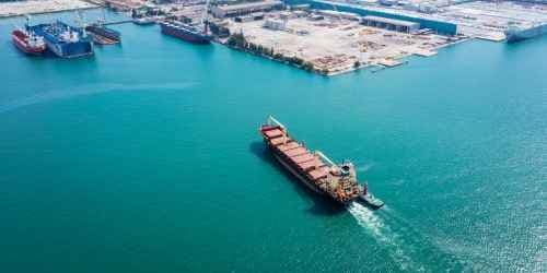 Oil Market Shifts Amid Red Sea Disruptions and Refined Product Dynamics Oil Market Shifts Amid Red Sea Disruptions and Refined Product Dynamics