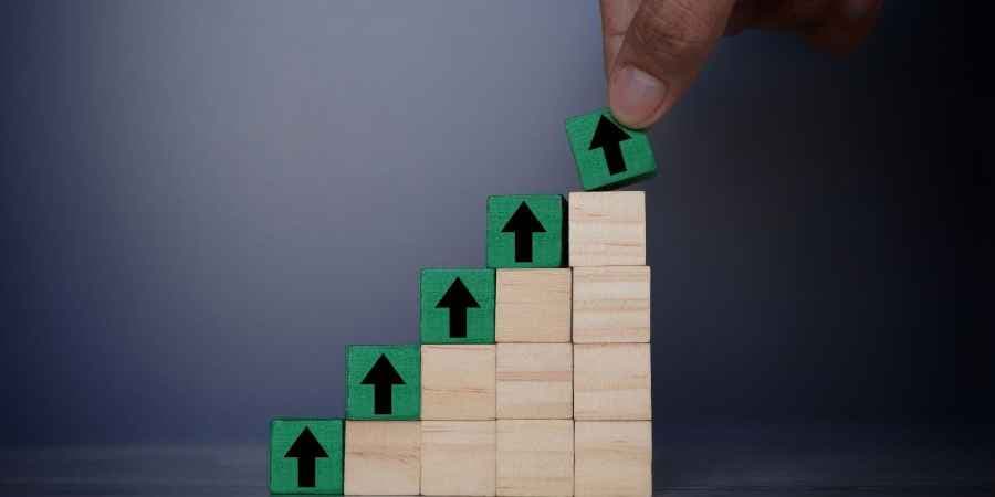 December’s Financial Pulse Policies, Politics, and Market Trends December’s Financial Pulse Policies, Politics, and Market Trends