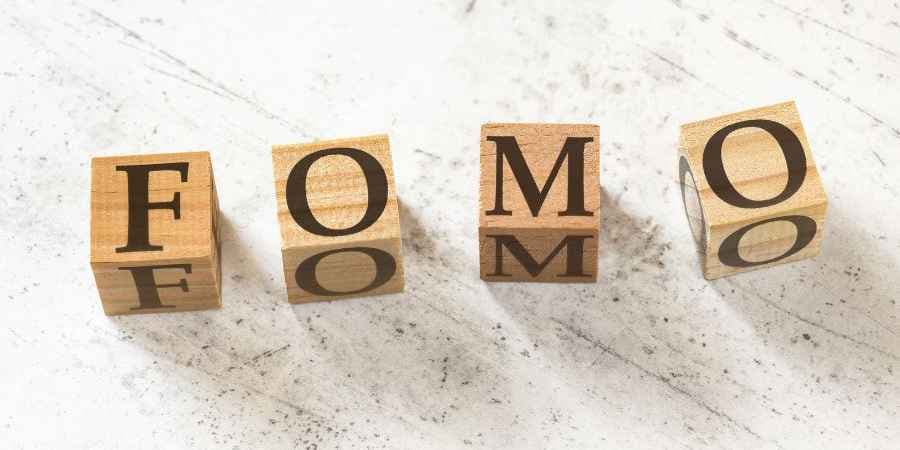 Beating FOMO in Trading: A Step-By-Step Plan to Stop Chasing Beating FOMO in Trading: A Step-By-Step Plan to Stop Chasing